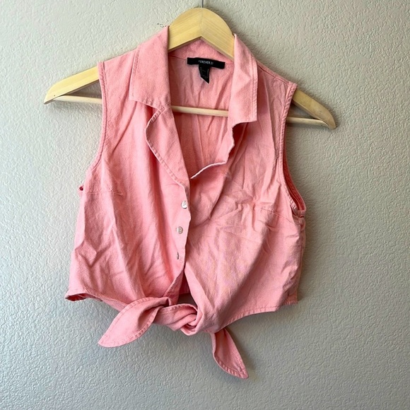 Forever 21 Tops - Forever 21 Cropped Bottom Up Blouse Pink size extra small